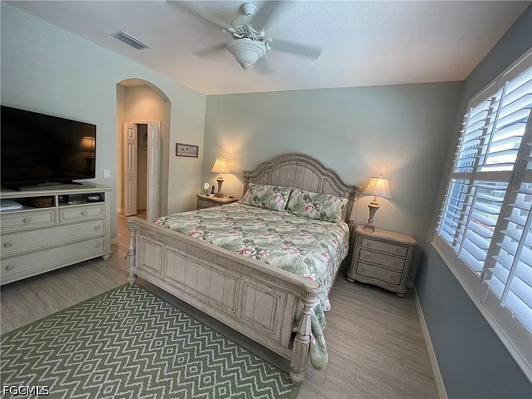10630 Camarelle Cir — Photo 27