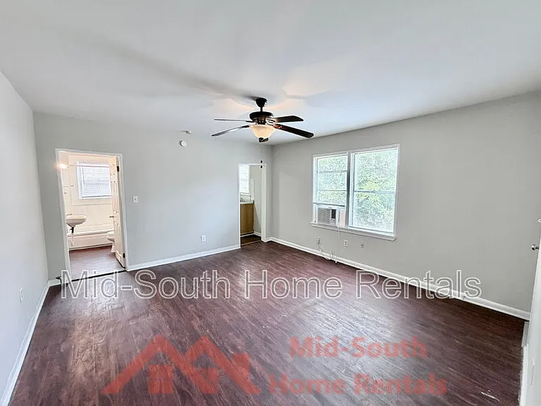 1515 Madison Ave #5 — Photo 3