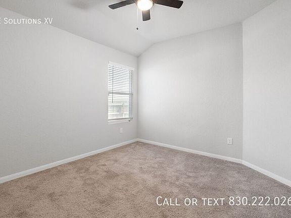 4th image of 726 Albatross Way