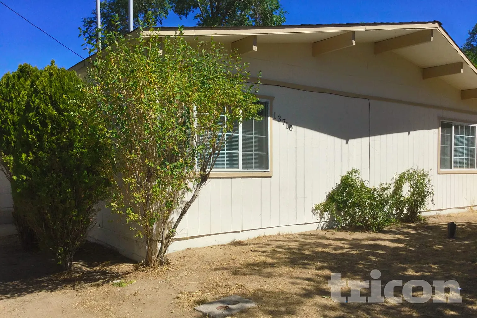 13710 Mount Whitney St photo 1