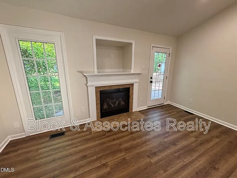 170 Devin Dr — Photo 27