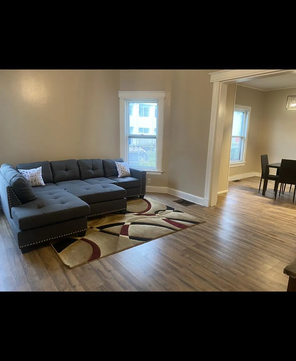 13 Clarke St — Photo 1