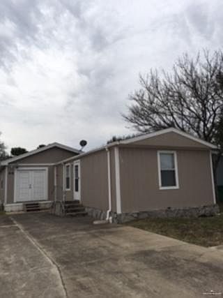 1st image of 710 W Scarlett Dr W