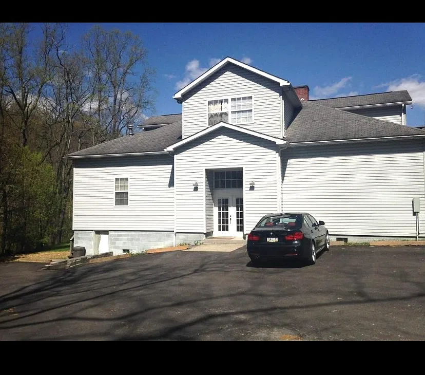 3 Shanes Villa — Photo 2