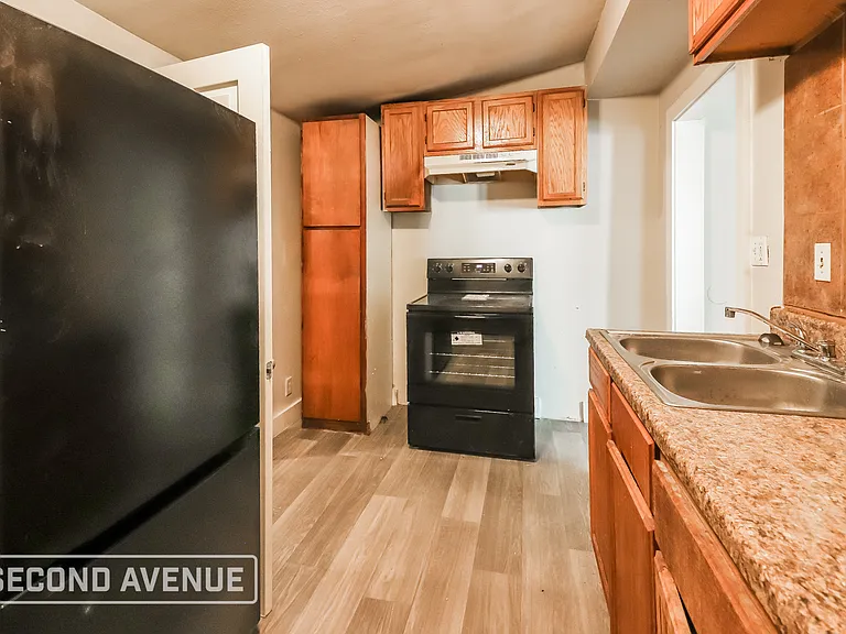 7022 S Benton Ave — Photo 10