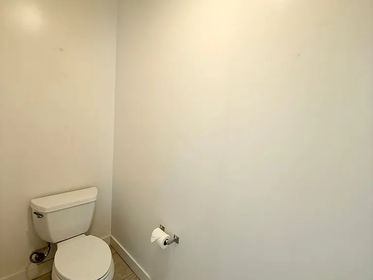 801 Ash St #1603 — Photo 18