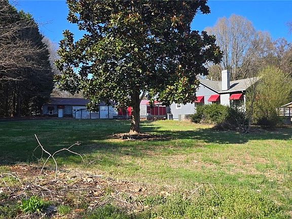 5th image of 1310 Union Cross Rd