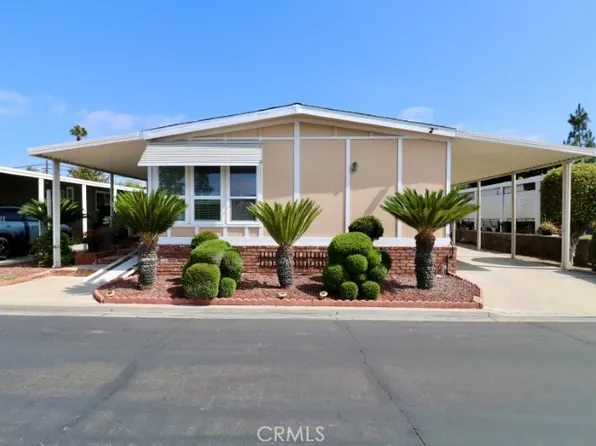 14055 Lake View Dr #14, La Mirada, CA 90638
