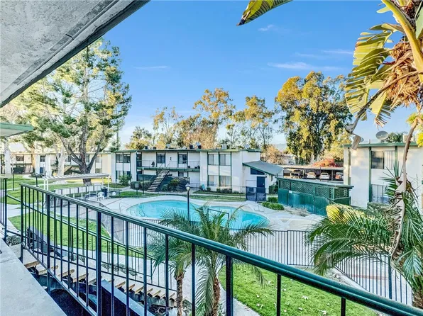 1735 E Washington St APT G26, Colton, CA 92324