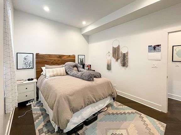 5th image of 2710 N California Ave APT 1