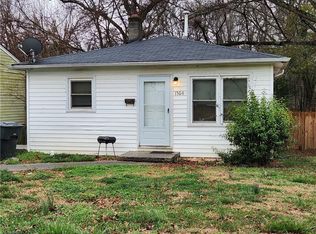 1306 Avalon Rd, Greensboro, NC 27401