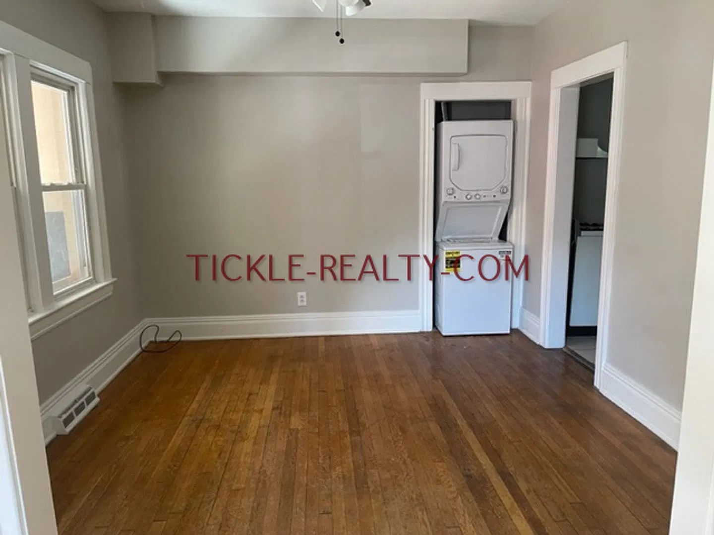 681 Averill Ave. — Photo 4