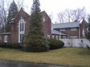 5 Catalpa Rd, Morristown, NJ 07960