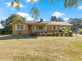 25 Goodwin Dr, Taylors, SC 29687