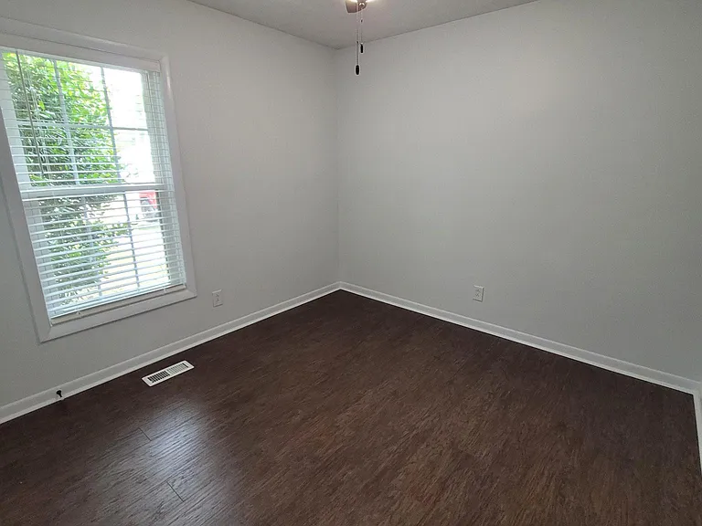 905 Benevente Loop — Photo 18