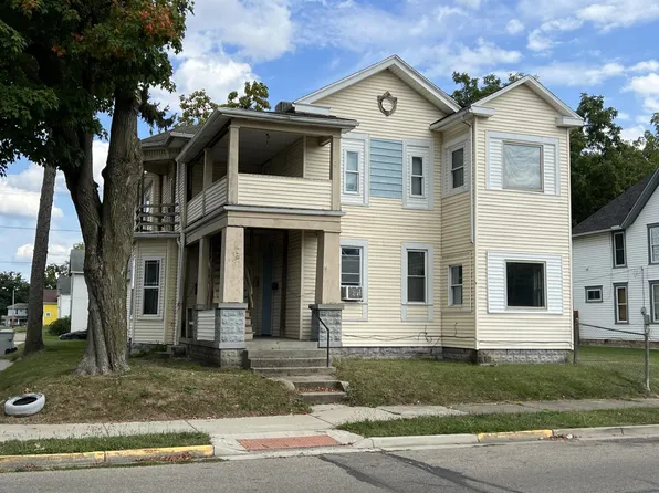 902 Clifton Ave, Springfield, OH 45505