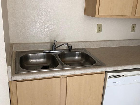 4th image of 16033 N 25th St APT 109