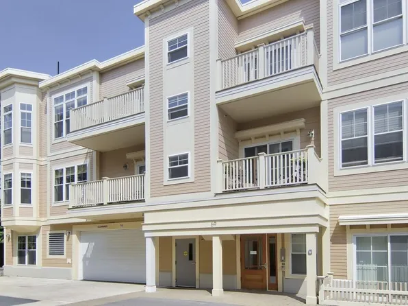 61-69 Bolton St #69-301, Cambridge, MA 02140