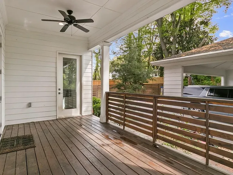1442 Mercer Ave — Photo 35