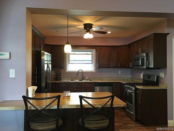 3rd image of 211 Cumberland Ave
