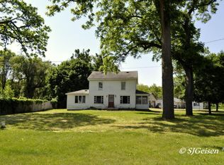 4972 Whites Bridge Rd, Belding, MI 48809