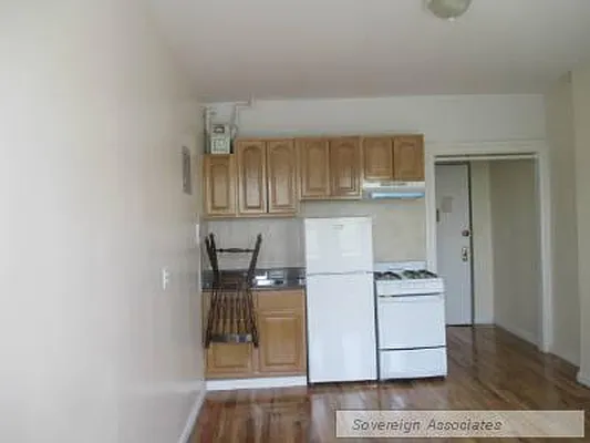 Rented by Sovereign Associates | media 16