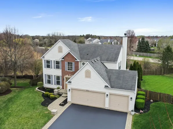 1812 Northwood Ct, Wauconda, IL 60084