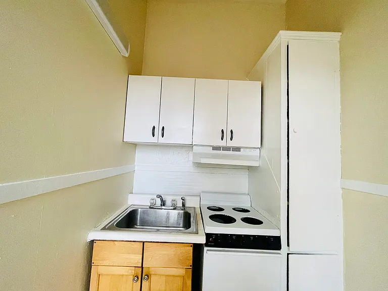 567 Saint Paul St #4 — Photo 20