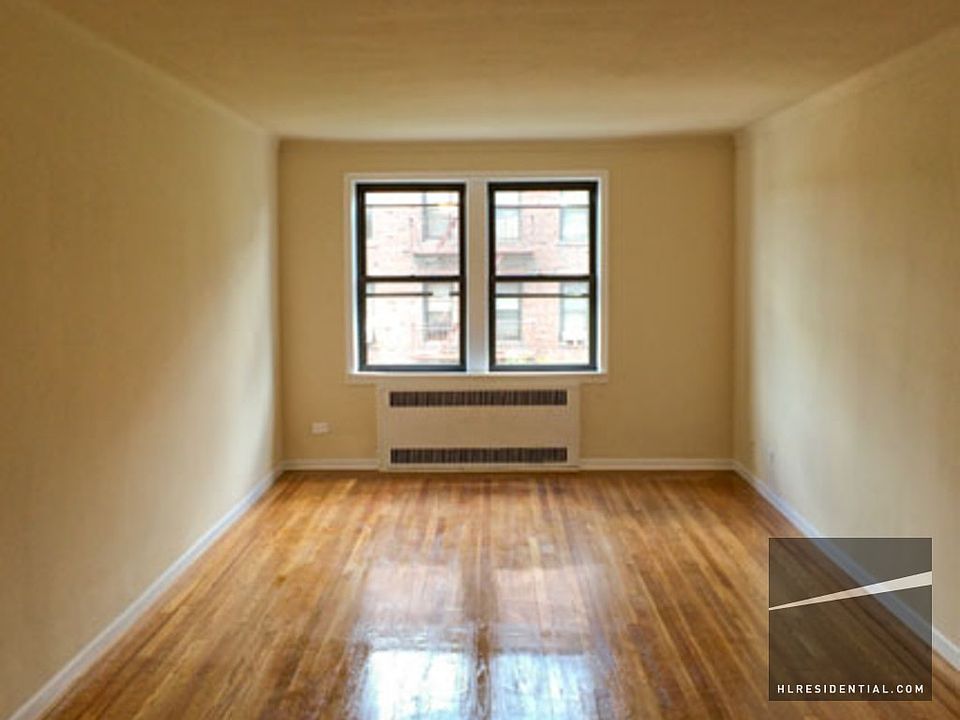 1st image of 8505 35th Ave #00