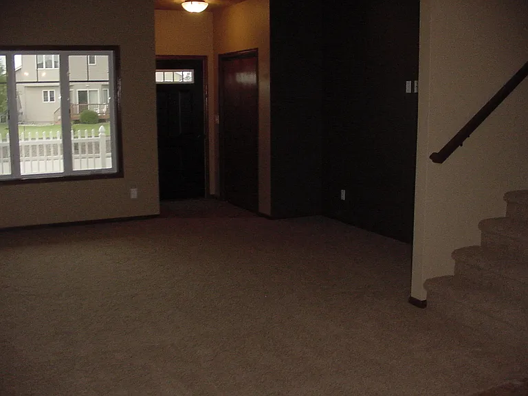 1166 Santa Fe Ave #1 — Photo 4