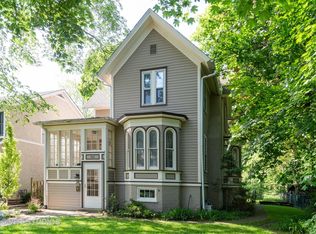 511 Maple Ave, Wilmette, IL 60091