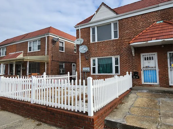 112-35 Francis Lewis Boulevard, Hillcrest (Queens), NY 11429