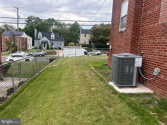 5th image of 818 Chillum Rd