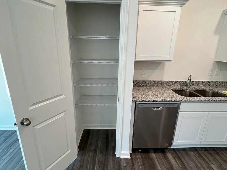 136 S Chubb Rdg — Photo 8