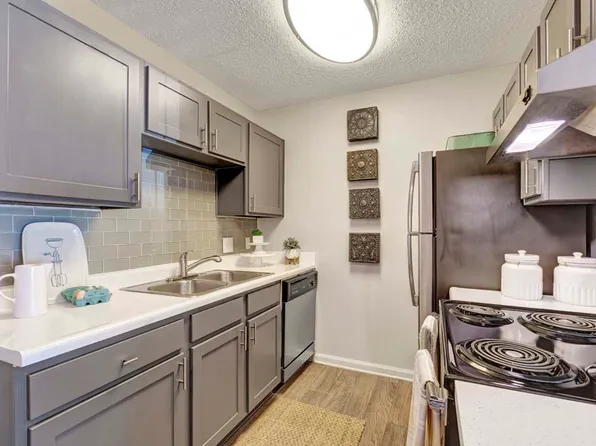 Residences at West Mint