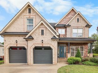 869 E Accipiter Cir, Clarksville, TN 37043
