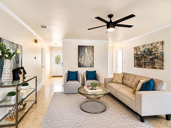 3rd image of 10405 Georgian Dr