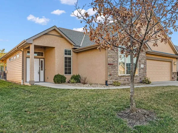 2227 SW Village Hall Rd, Topeka, KS 66614