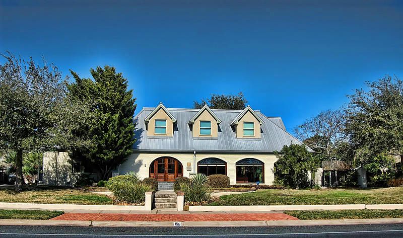1st image of 156 Louisiana Ave
