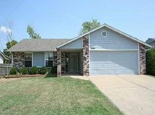 8705 E 133rd St S, Bixby, OK 74008