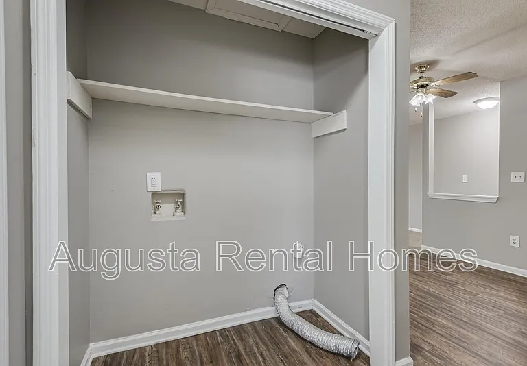 2812C Thomas Ln — Photo 20