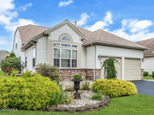 14 Tuscany Circle, Manchester, NJ 08759