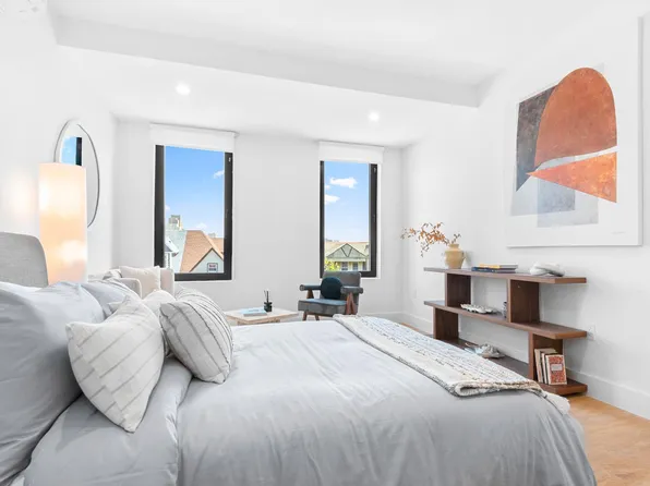 669 Bergen Avenue image 1 of 24