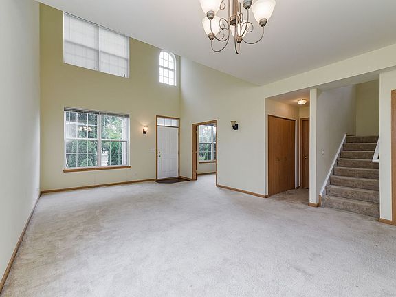 2nd image of 1834 Westridge Pl