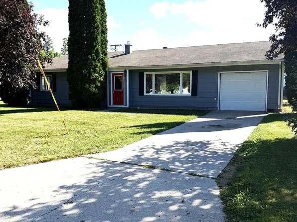 412 E Hamilton Ave, Baudette, MN 56623