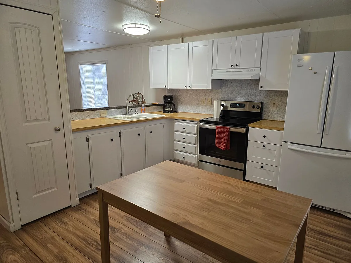 Building Photo - 14698 Bluegrass Loop