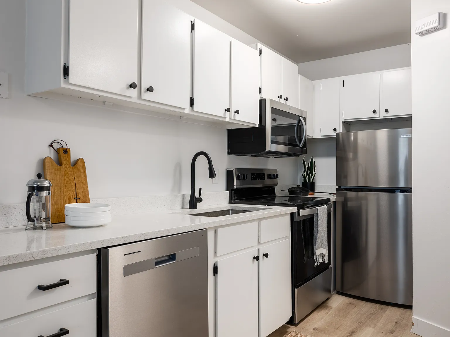 1 bed, 675 sqft, $1,299 — Photo 3