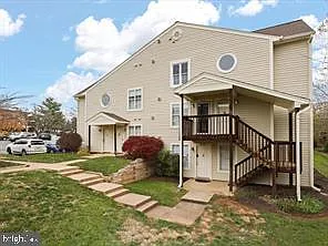 9422 Scarlet Oak Dr — Photo 2