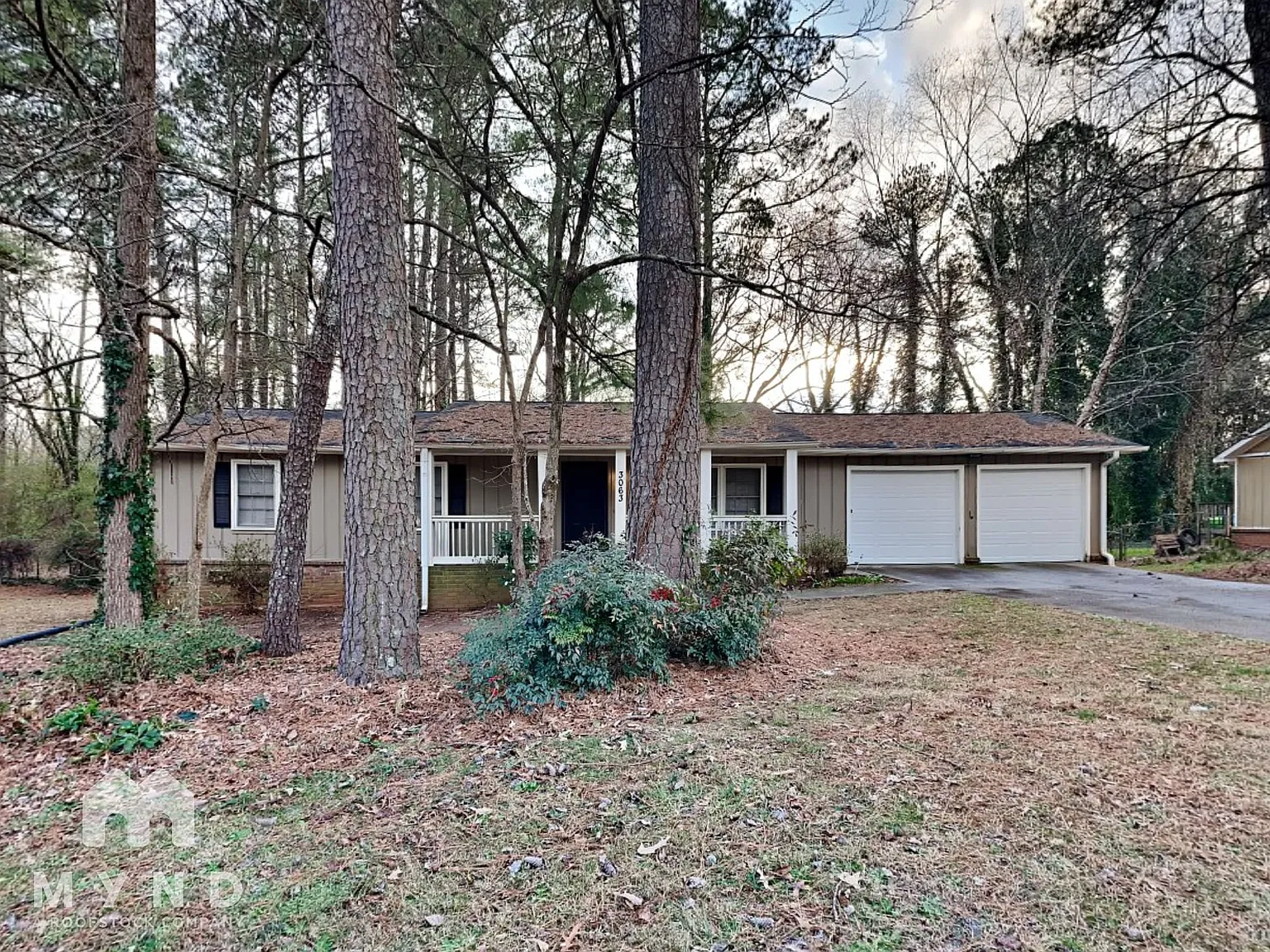 3063 Deshong Dr photo 1