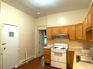18th St N 2126, Philadelphia, PA 19121